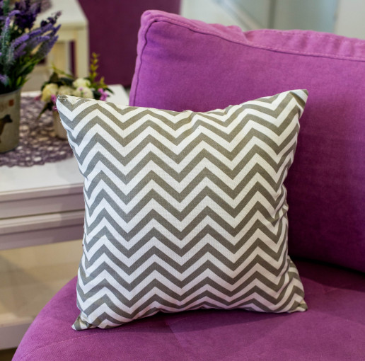 Подушка декоративная зигзаг - фото 1