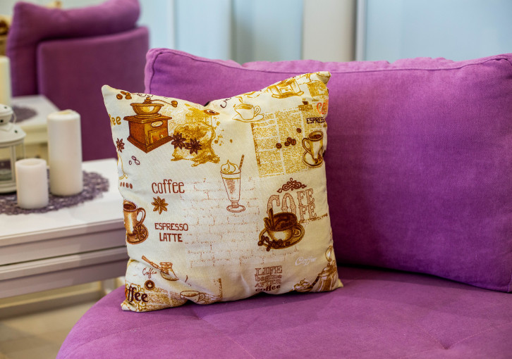 Подушка декоративная кофе - фото 1