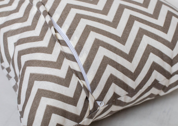 Подушка декоративная зигзаг - фото 4